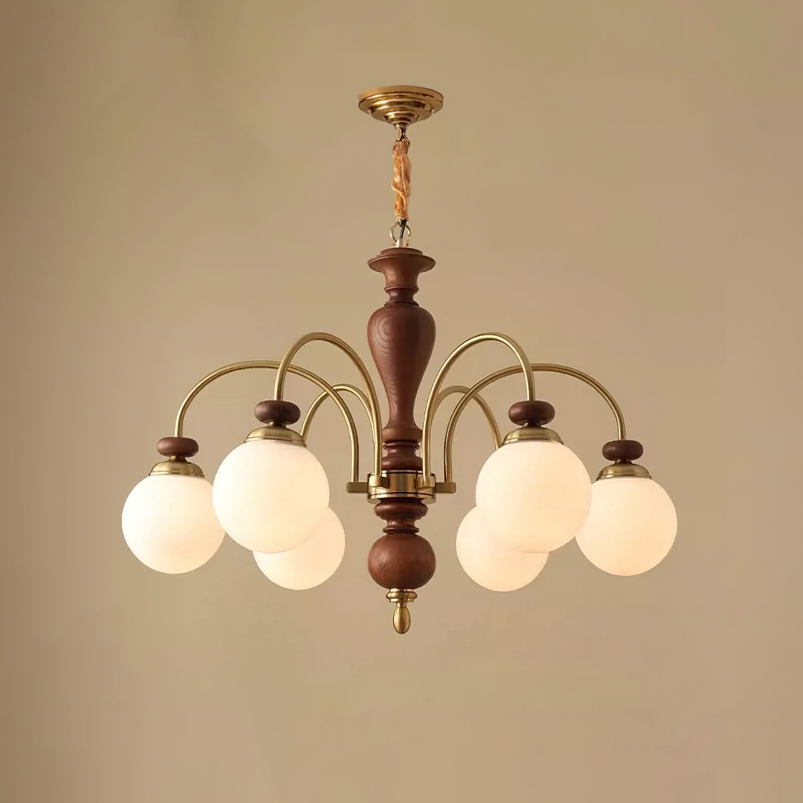 Elegante lampadario vittoriano con vetro in legno e altezza regolabile