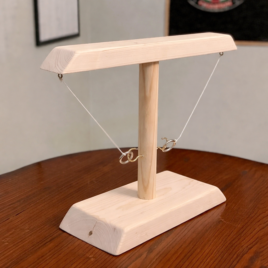 Juego de lanzamiento de anillos de sobremesa de madera — Diseño clásico de ganchos