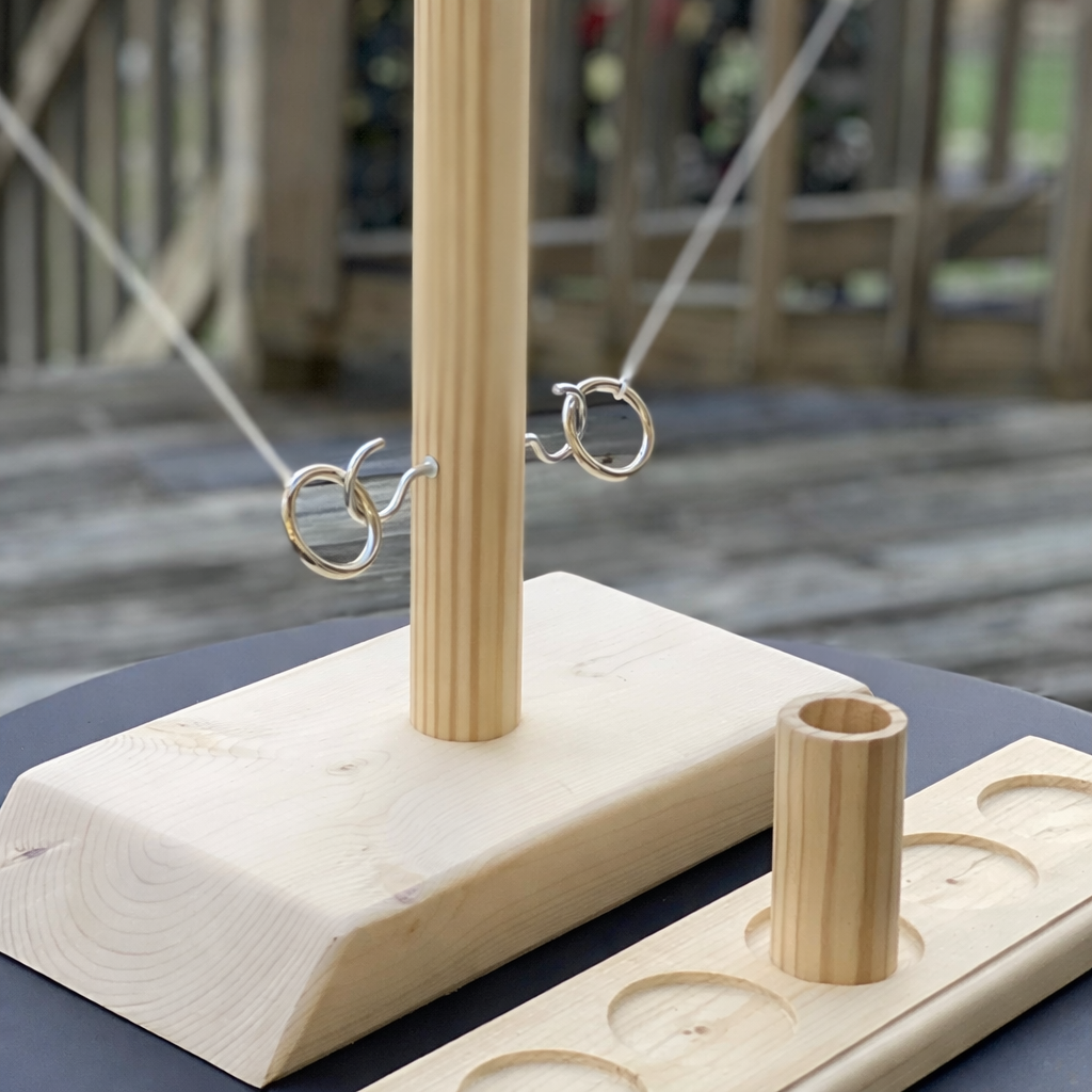 Juego de lanzamiento de anillos de sobremesa de madera — Diseño clásico de ganchos