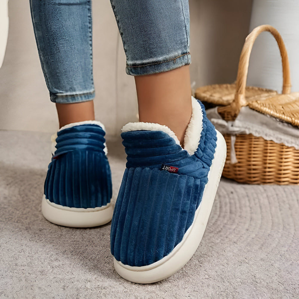 Women's Indoor Winter Slippers — Treaded Non-Slip Sole