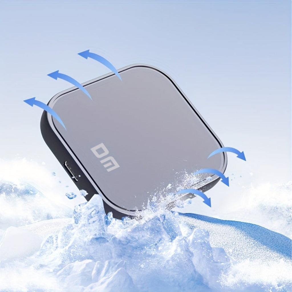 Magnetic Portable USB Battery Pack — Snap-on Alignment