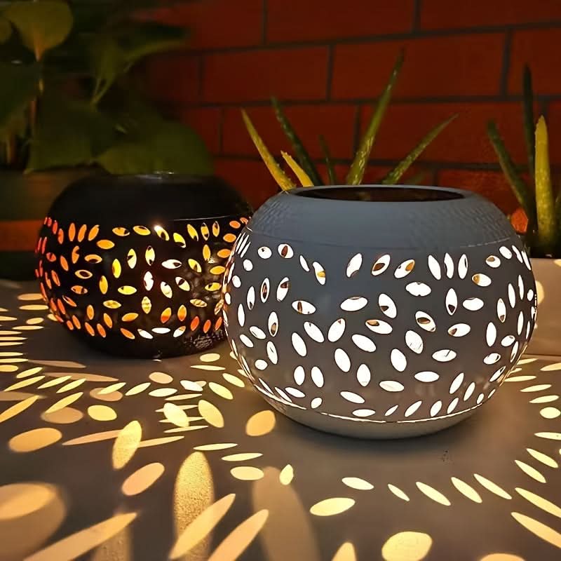 Solare Metall-Tischlampe für den Außenbereich | meowbutter