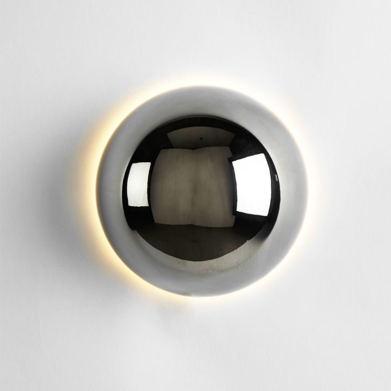 Bauhaus Eclipse -seinävalaisin — kullanvärinen viimeistely, kiillotettu metallikehys, kirkkaat lasipaneelit
