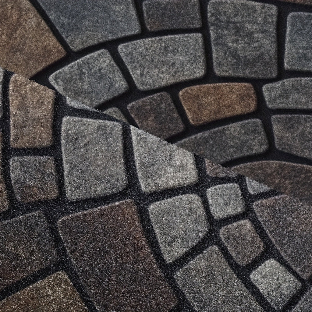 Půlkruhová mozaiková vstupní rohož — protiskluzová oblázková textura