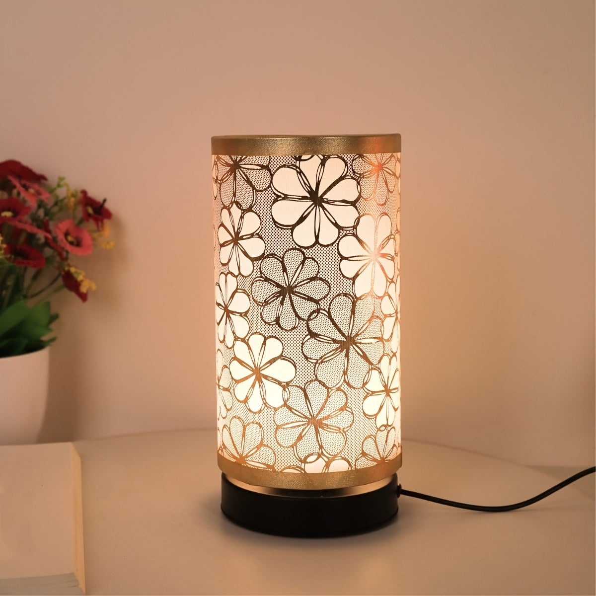USB Floral Table Lamp — Sunflower Cutout Textile Shade, Warm Ambient Glow