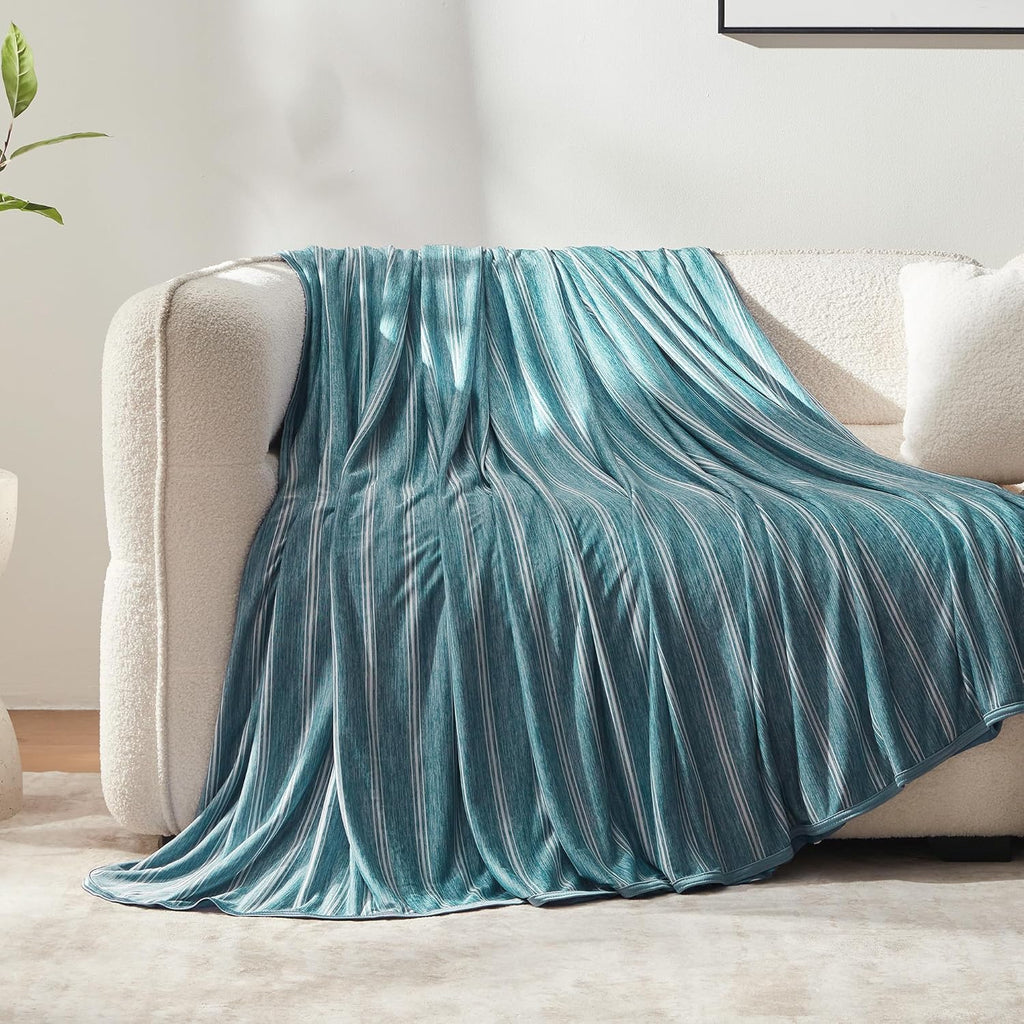 Lekki koc chłodzący Cooling Comfort Collection — technologia NANOTEX Coolest
