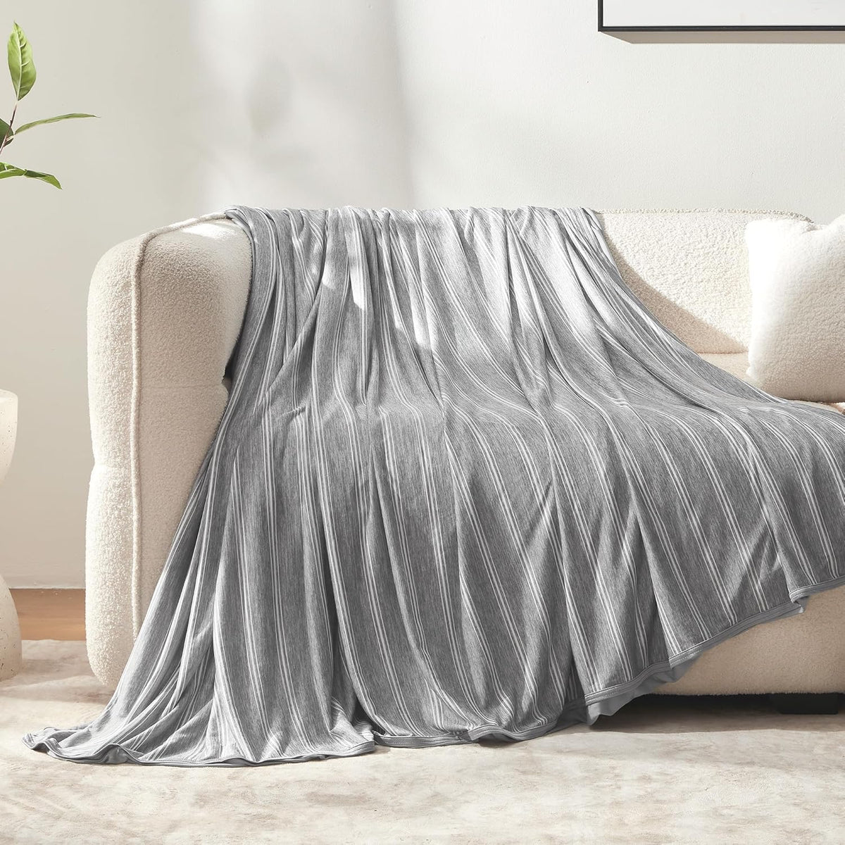 Lekki koc chłodzący Cooling Comfort Collection — technologia NANOTEX Coolest