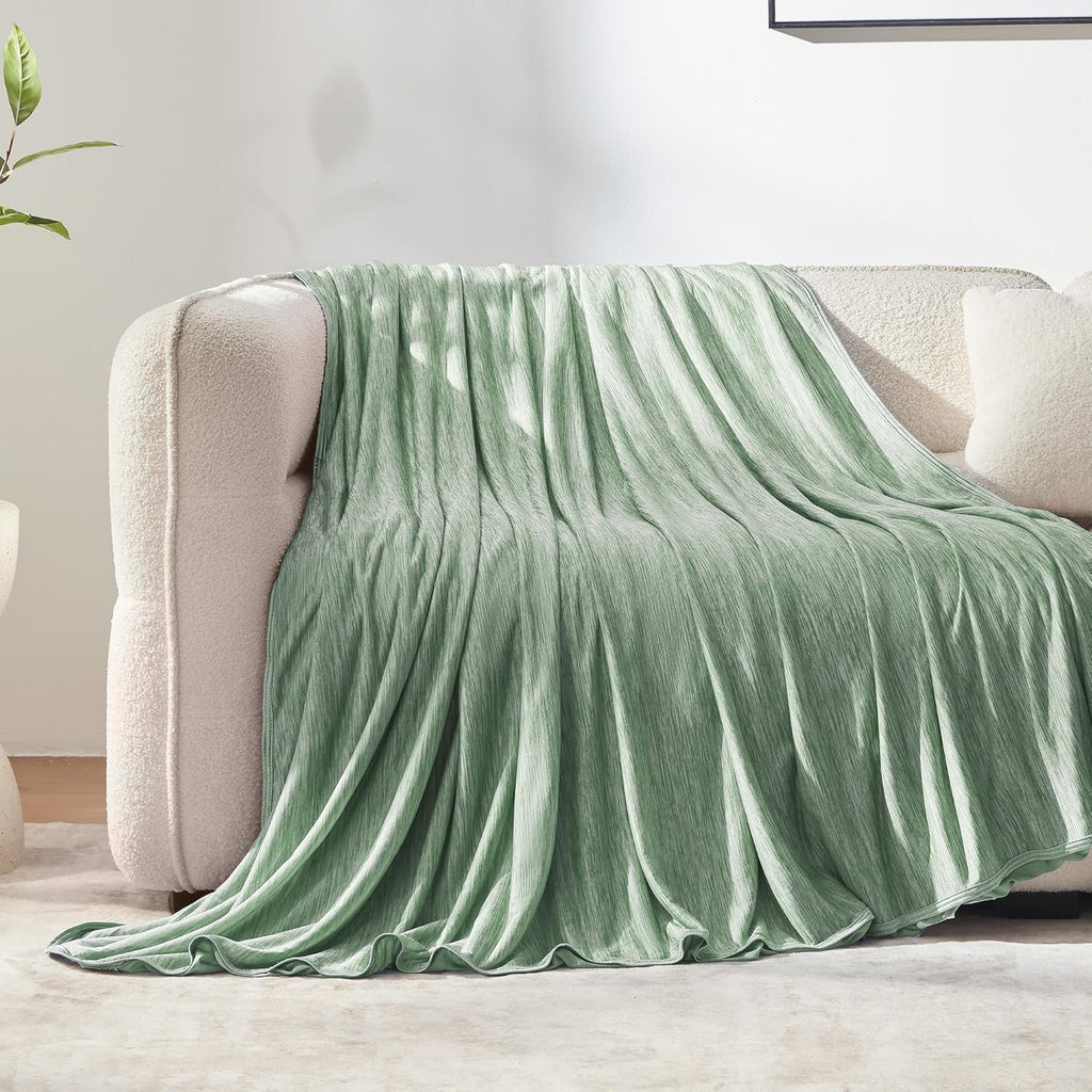 Lekki koc chłodzący Cooling Comfort Collection — technologia NANOTEX Coolest