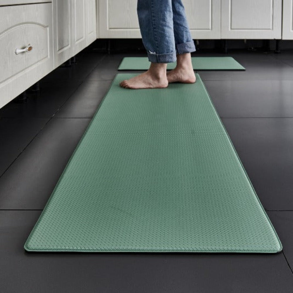 Ergonomic Cushioned Kitchen Mat — Resilient Foam Core, Non-Slip PVC Shell