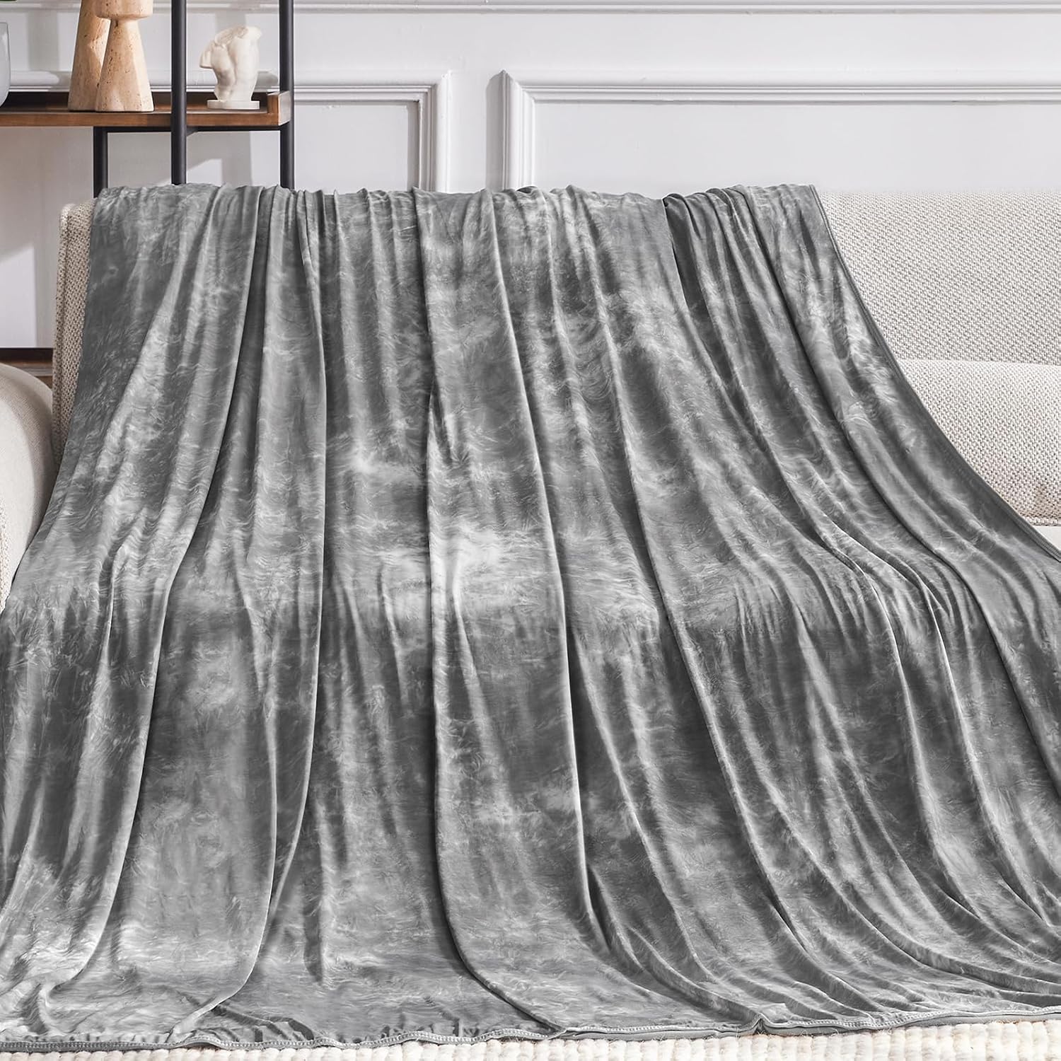 Chill Comfort Arc-Chill Cooling Blanket — 50 x 70 Inch Lightweight Portable Throw