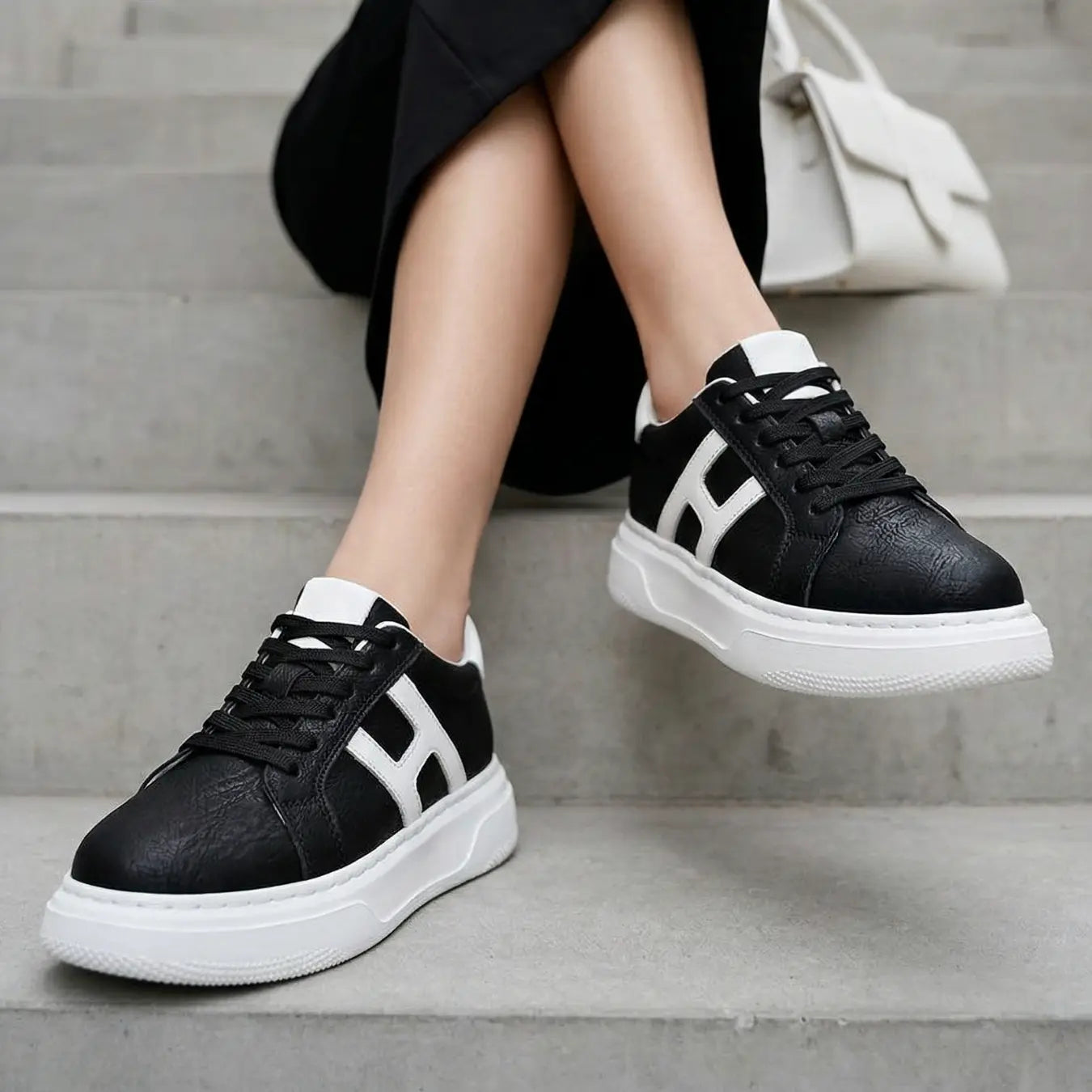 Hexo 8 Cm Hidden Lift Sneakers For Women With Textured Leather Upper