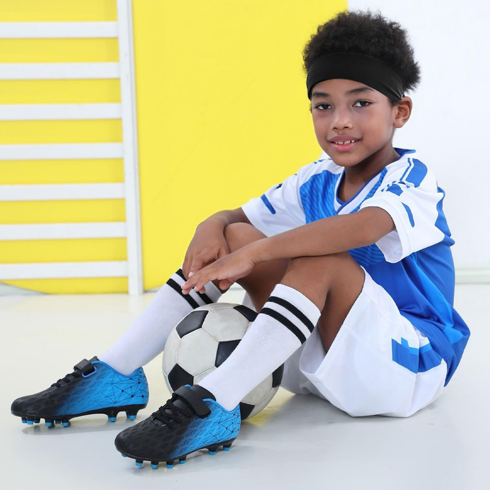 Langlebige Fußballschuhe für Kinder - Verstärktes Synthetik-Obermaterial, strategisches Profil für optimale Traktion