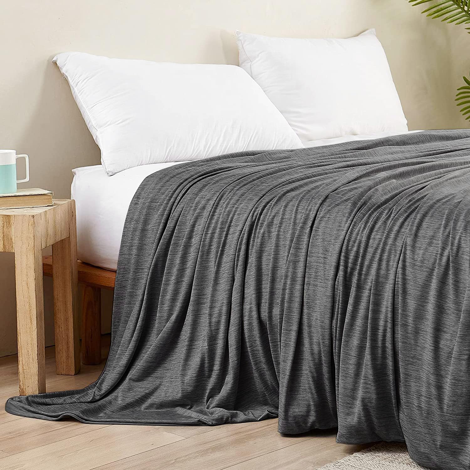 Premium Double-Sided Cooling Blanket for Year-Round Comfort