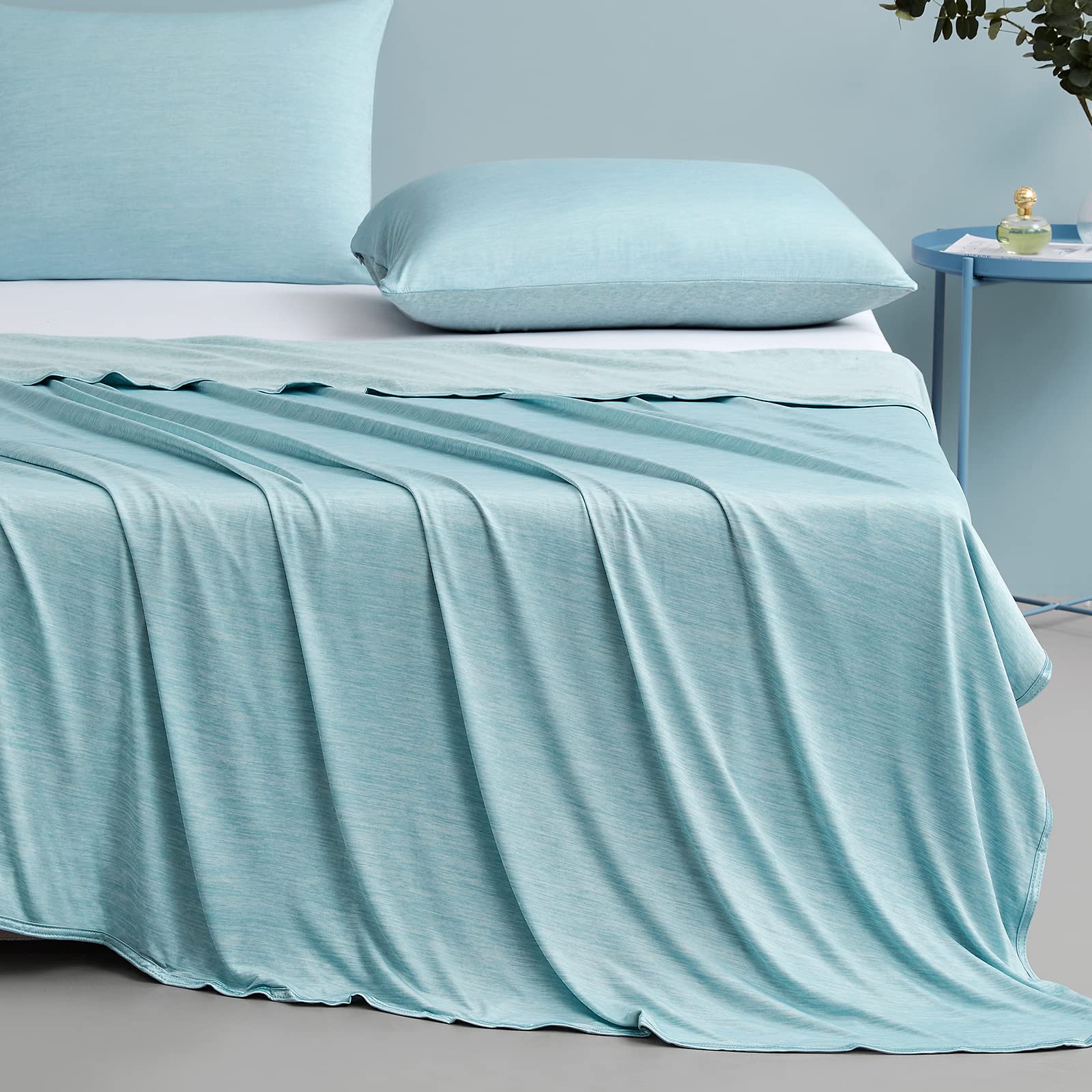 Premium Cooling Blanket for Hot Sleepers