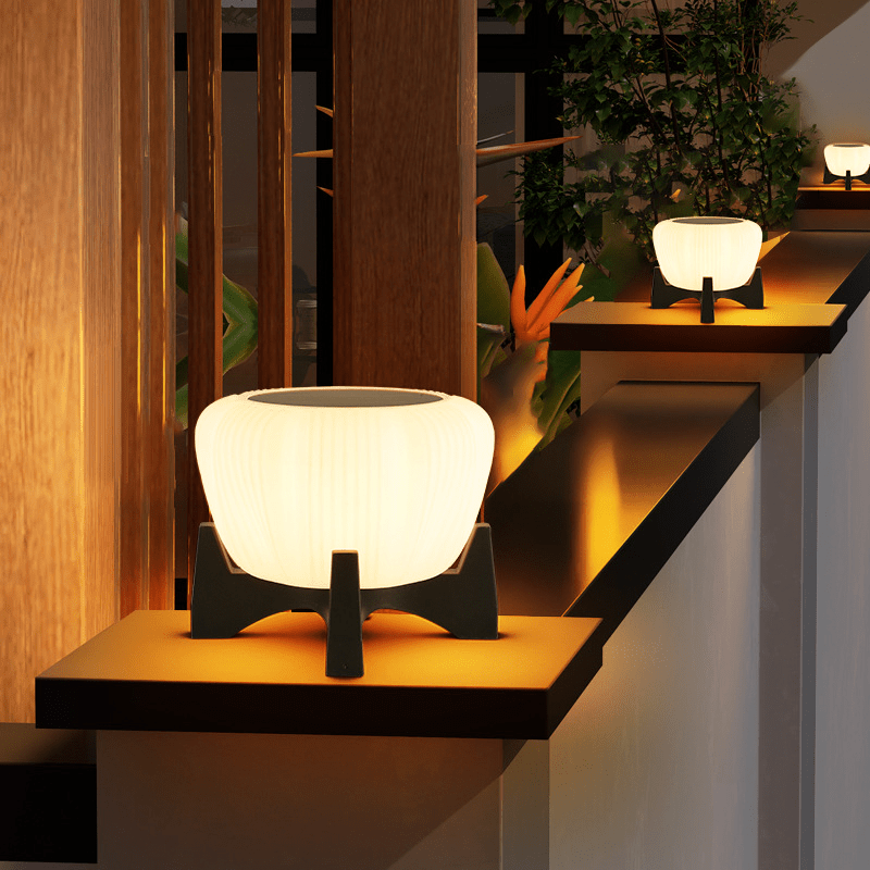 Luce di Atterraggio Solare | Lampada LED da Esterno per Vialetti | Meowbutter