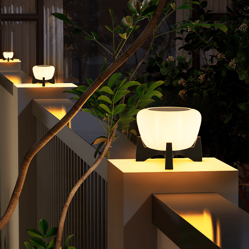 Luce di Atterraggio Solare | Lampada LED da Esterno per Vialetti | Meowbutter