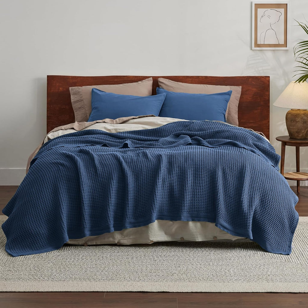 Waffelpiqué-Decke aus 100 % Baumwolle von Cozy Haven in Queensize — weiche, atmungsaktive, offen gewebte Struktur