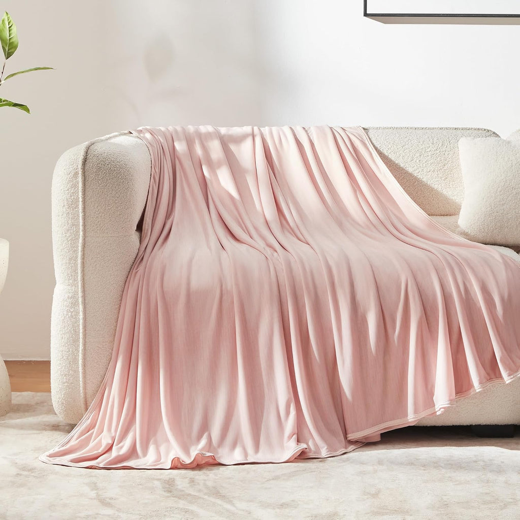 Lekki koc chłodzący Cooling Comfort Collection — technologia NANOTEX Coolest