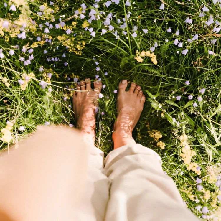 Grounding Blanket for Restful Sleep and Daily Relaxation