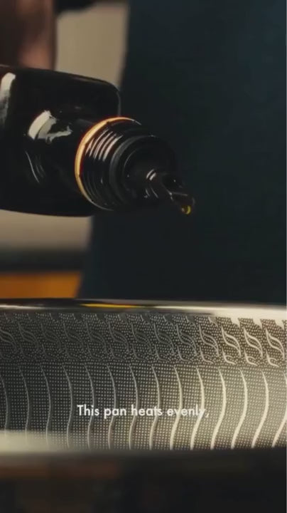 The Multi-Purpose Titanium Deep Pan (28cm)