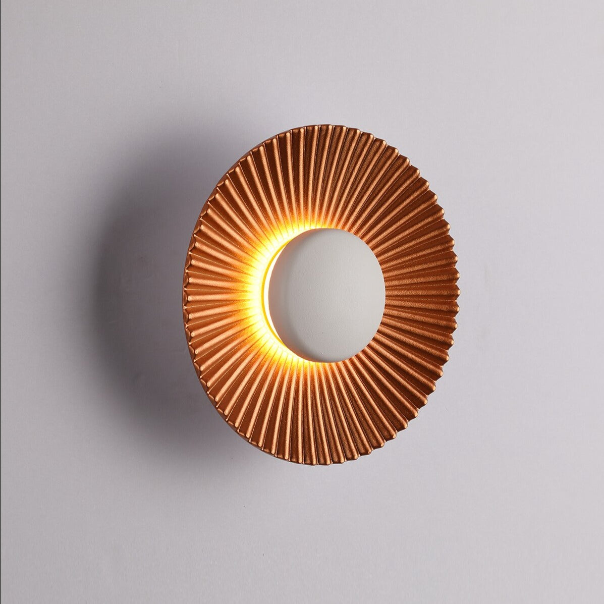 Lampada da parete Hasna SunRay | Design moderno a raggi di sole metallico | Meowbutter