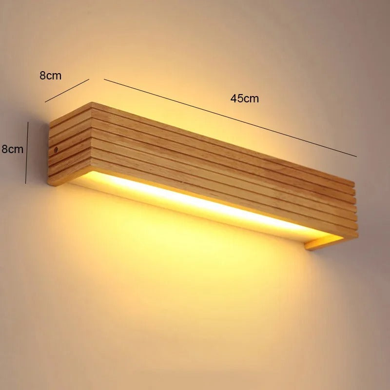 مصباح جداري LED عصري من الخشب - هيكل من خشب صلب، وغطاء أكريليك شبه شفاف، وتصميم بسيط