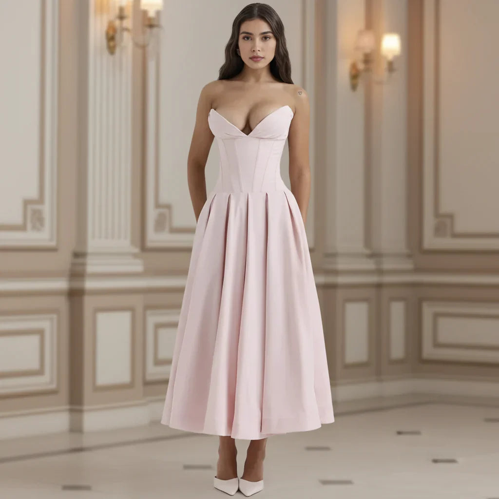 Sommerliches, lässiges, locker fallendes Midikleid mit tiefem V-Ausschnitt | Meowbutter